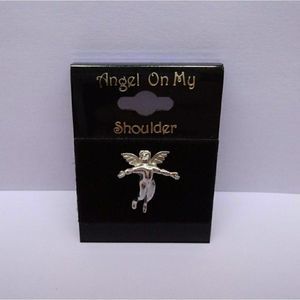 (N.W.T) Vintage Angel Lapel Pin